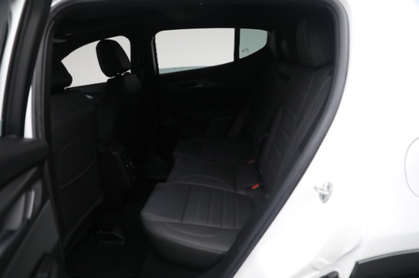 New 2024 Alfa Romeo Tonale Veloce for sale $55,290 at Bugatti of Greenwich in Greenwich CT 06830 23