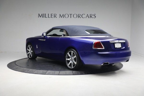 Used 2017 Rolls-Royce Dawn for sale Sold at Bugatti of Greenwich in Greenwich CT 06830 17
