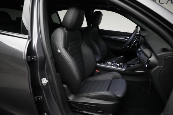 New 2024 Alfa Romeo Stelvio Veloce for sale Sold at Bugatti of Greenwich in Greenwich CT 06830 28