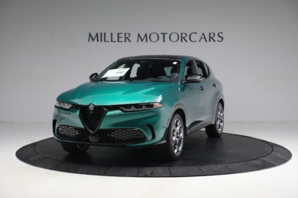New 2024 Alfa Romeo Tonale Veloce for sale $59,340 at Bugatti of Greenwich in Greenwich CT 06830 1