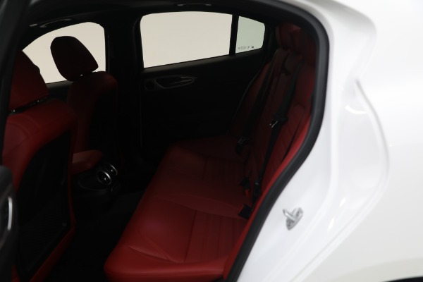 New 2024 Alfa Romeo Giulia Veloce for sale $55,285 at Bugatti of Greenwich in Greenwich CT 06830 26