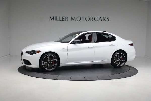 New 2024 Alfa Romeo Giulia Veloce for sale $55,285 at Bugatti of Greenwich in Greenwich CT 06830 4