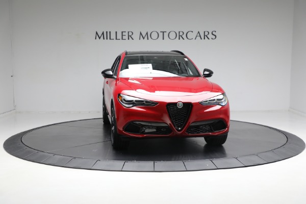 New 2024 Alfa Romeo Stelvio Veloce for sale $56,445 at Bugatti of Greenwich in Greenwich CT 06830 24