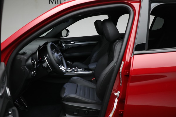 New 2024 Alfa Romeo Stelvio Veloce for sale Sold at Bugatti of Greenwich in Greenwich CT 06830 27