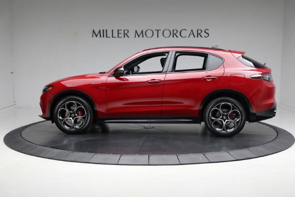 New 2024 Alfa Romeo Stelvio Veloce for sale $56,445 at Bugatti of Greenwich in Greenwich CT 06830 5