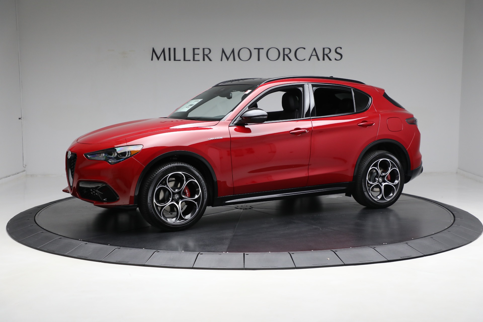 New 2024 Alfa Romeo Stelvio Veloce for sale $56,445 at Bugatti of Greenwich in Greenwich CT 06830 1