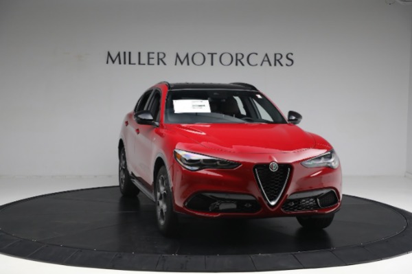 New 2024 Alfa Romeo Stelvio Ti for sale $53,920 at Bugatti of Greenwich in Greenwich CT 06830 10