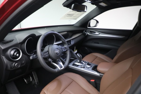 New 2024 Alfa Romeo Stelvio Ti for sale $53,920 at Bugatti of Greenwich in Greenwich CT 06830 24