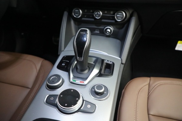 New 2024 Alfa Romeo Stelvio Ti for sale $53,920 at Bugatti of Greenwich in Greenwich CT 06830 25