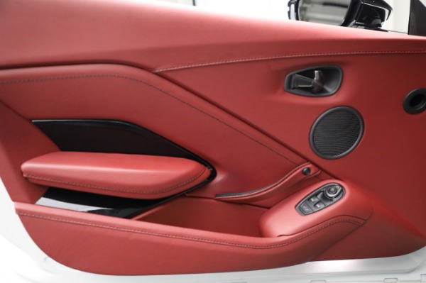Used 2021 Aston Martin Vantage for sale $124,900 at Bugatti of Greenwich in Greenwich CT 06830 17