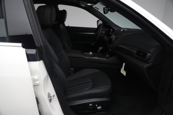 New 2023 Maserati Levante Modena for sale $98,059 at Bugatti of Greenwich in Greenwich CT 06830 26