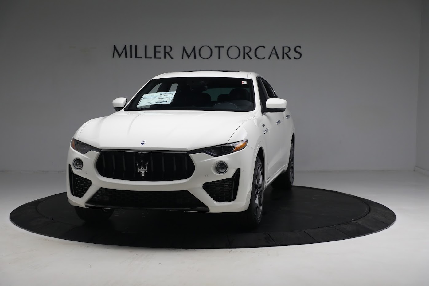 New 2023 Maserati Levante Modena for sale $98,059 at Bugatti of Greenwich in Greenwich CT 06830 1