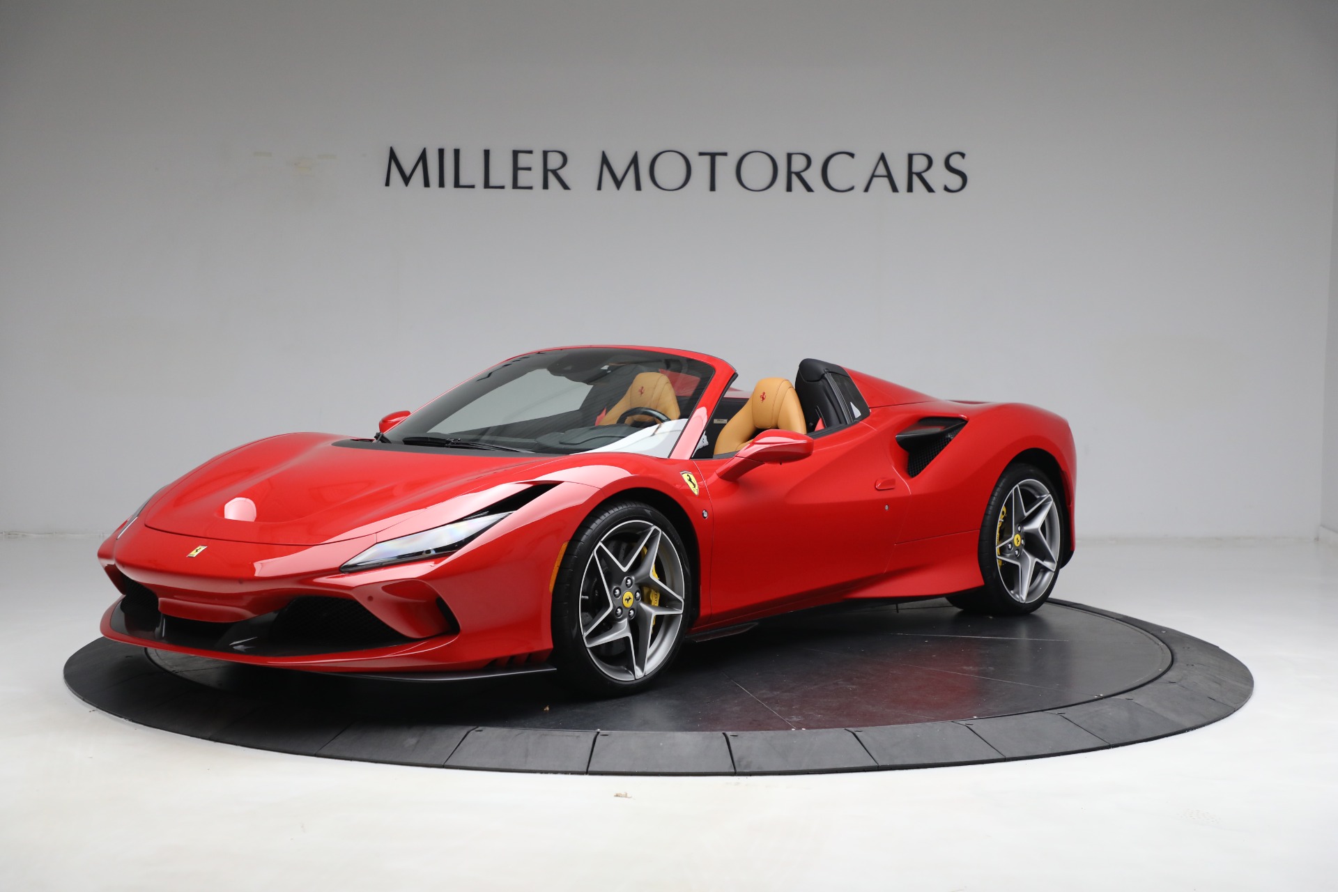 Used 2022 Ferrari F8 Spider for sale $469,900 at Bugatti of Greenwich in Greenwich CT 06830 1