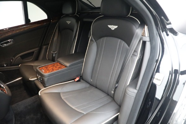 Used 2017 Bentley Mulsanne for sale $149,900 at Bugatti of Greenwich in Greenwich CT 06830 24
