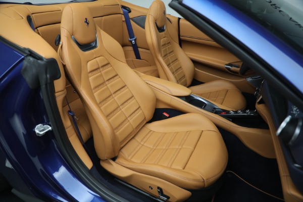 Used 2022 Ferrari Portofino M for sale $324,900 at Bugatti of Greenwich in Greenwich CT 06830 25