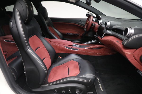 Used 2018 Ferrari GTC4Lusso for sale $225,900 at Bugatti of Greenwich in Greenwich CT 06830 18