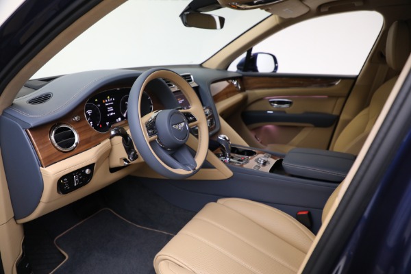New 2023 Bentley Bentayga V8 for sale $238,450 at Bugatti of Greenwich in Greenwich CT 06830 15