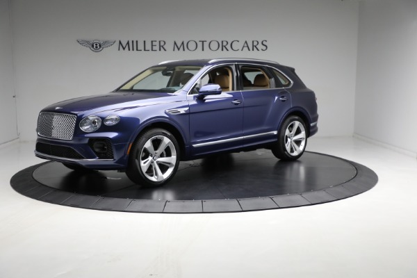 New 2023 Bentley Bentayga V8 for sale $238,450 at Bugatti of Greenwich in Greenwich CT 06830 2