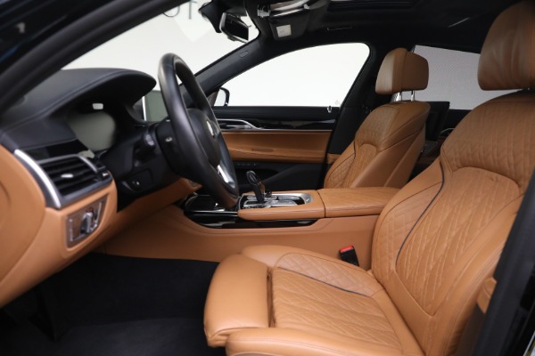 Used 2022 BMW 7 Series ALPINA B7 xDrive for sale $109,900 at Bugatti of Greenwich in Greenwich CT 06830 17