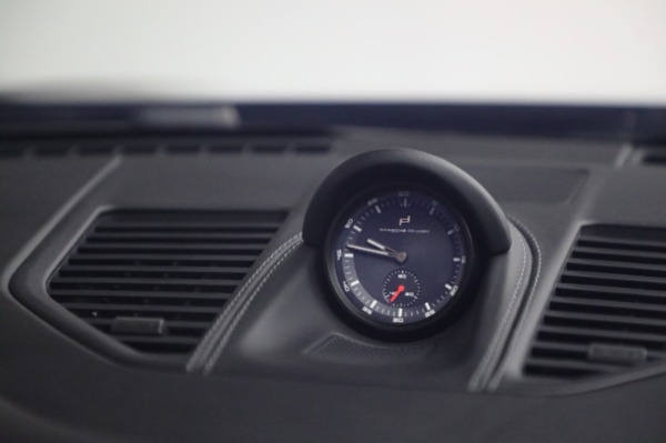 Used 2022 Porsche 911 Targa 4 GTS for sale Sold at Bugatti of Greenwich in Greenwich CT 06830 27