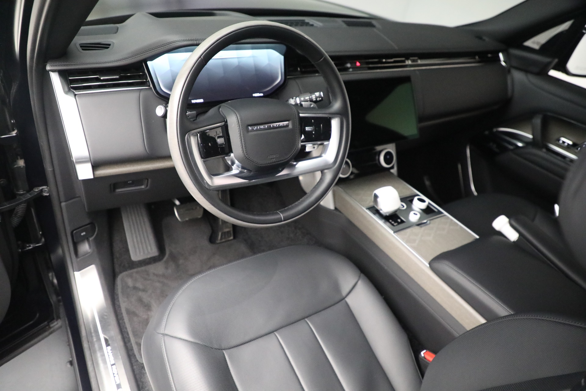 Pre-Owned 2023 Land Rover Range Rover P530 SV For Sale (Special Pricing ...