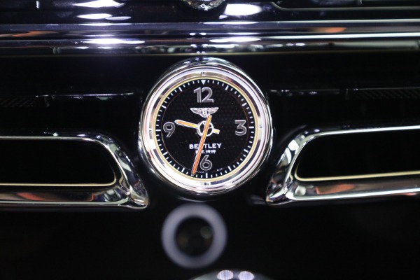 Used 2023 Bentley Flying Spur Speed for sale $289,900 at Bugatti of Greenwich in Greenwich CT 06830 25