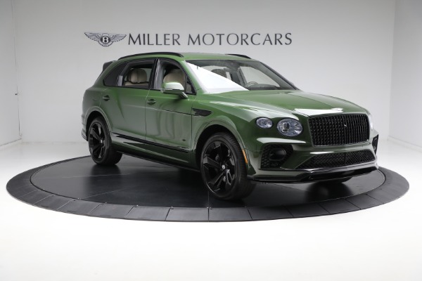 Used 2023 Bentley Bentayga EWB Azure V8 for sale Sold at Bugatti of Greenwich in Greenwich CT 06830 18