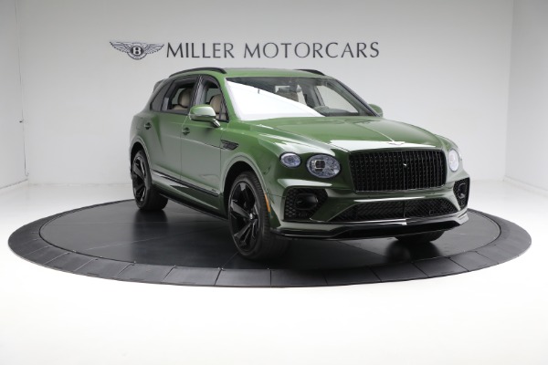 Used 2023 Bentley Bentayga EWB Azure V8 for sale Sold at Bugatti of Greenwich in Greenwich CT 06830 19