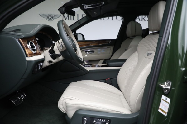 Used 2023 Bentley Bentayga EWB Azure V8 for sale Sold at Bugatti of Greenwich in Greenwich CT 06830 24