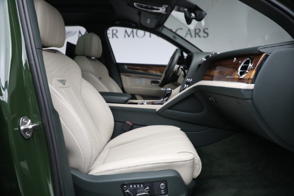 Used 2023 Bentley Bentayga EWB Azure V8 for sale Sold at Bugatti of Greenwich in Greenwich CT 06830 28