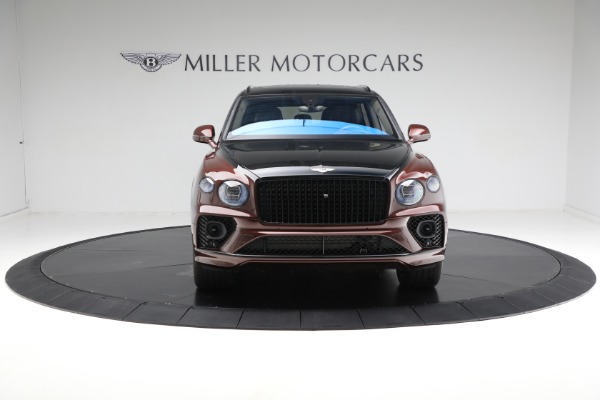 Used 2023 Bentley Bentayga EWB Azure V8 for sale $264,900 at Bugatti of Greenwich in Greenwich CT 06830 16