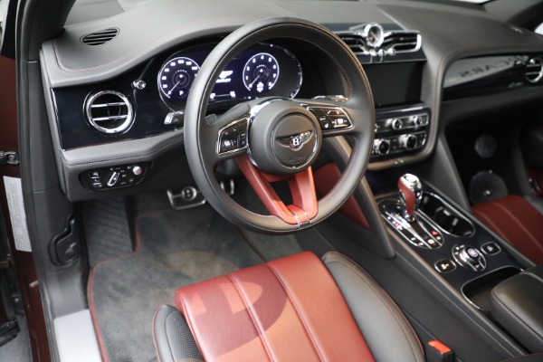 Used 2023 Bentley Bentayga EWB Azure V8 for sale $264,900 at Bugatti of Greenwich in Greenwich CT 06830 24