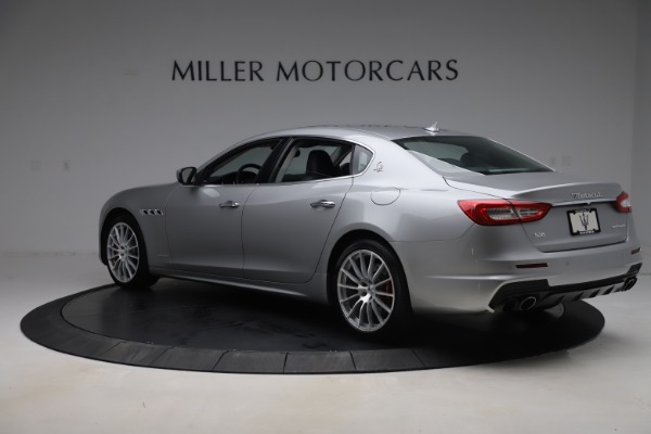 Used 2017 Maserati Quattroporte S Q4 GranSport for sale Sold at Bugatti of Greenwich in Greenwich CT 06830 4