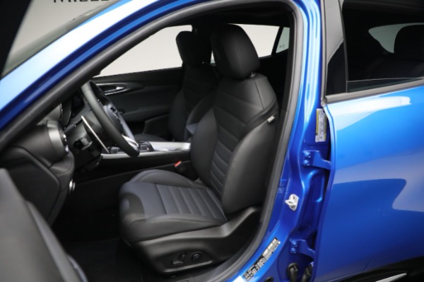 New 2024 Alfa Romeo Tonale Ti for sale Sold at Bugatti of Greenwich in Greenwich CT 06830 27