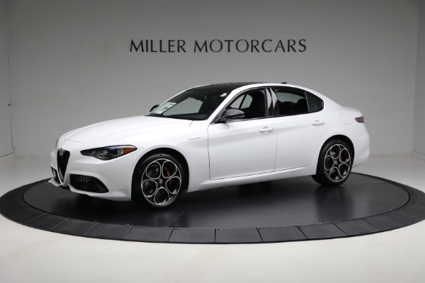 New 2024 Alfa Romeo Giulia Veloce for sale $54,285 at Bugatti of Greenwich in Greenwich CT 06830 1