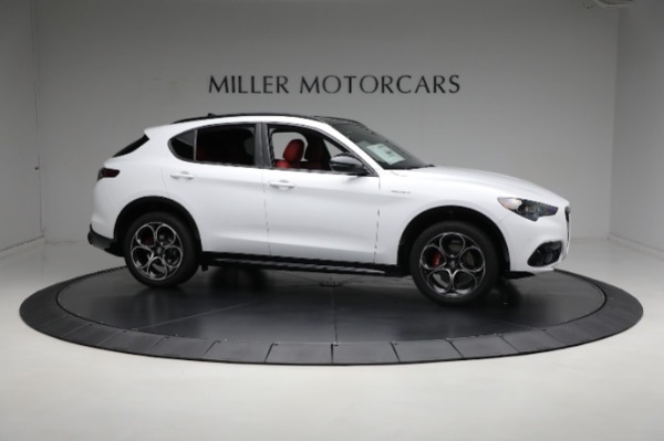 New 2024 Alfa Romeo Stelvio Veloce for sale Sold at Bugatti of Greenwich in Greenwich CT 06830 17