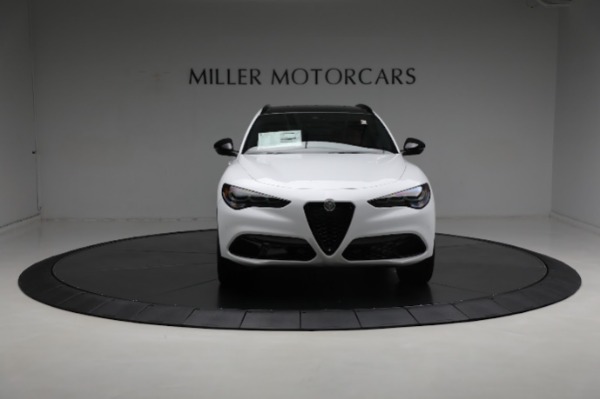 New 2024 Alfa Romeo Stelvio Veloce for sale $57,420 at Bugatti of Greenwich in Greenwich CT 06830 21