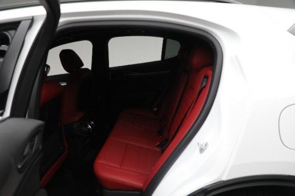 New 2024 Alfa Romeo Stelvio Veloce for sale Sold at Bugatti of Greenwich in Greenwich CT 06830 26