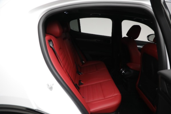 New 2024 Alfa Romeo Stelvio Veloce for sale $57,420 at Bugatti of Greenwich in Greenwich CT 06830 27