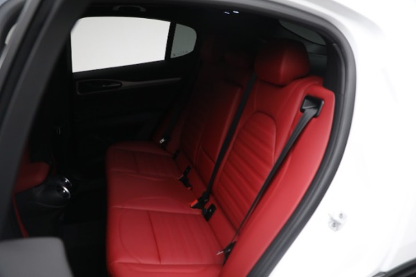 New 2024 Alfa Romeo Stelvio Veloce for sale Sold at Bugatti of Greenwich in Greenwich CT 06830 28