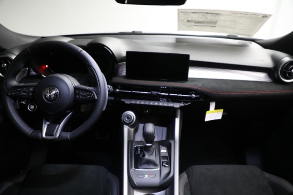 Used 2024 Alfa Romeo Tonale Veloce for sale $28,900 at Bugatti of Greenwich in Greenwich CT 06830 28
