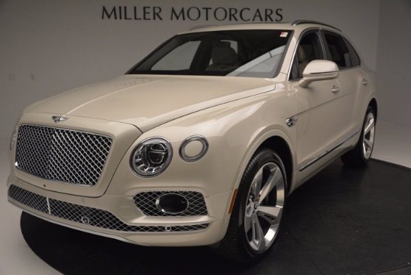Used 2017 Bentley Bentayga for sale Sold at Bugatti of Greenwich in Greenwich CT 06830 13