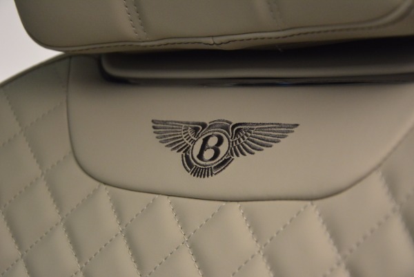 Used 2017 Bentley Bentayga for sale Sold at Bugatti of Greenwich in Greenwich CT 06830 26