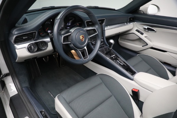 Used 2019 Porsche 911 Targa 4S for sale Sold at Bugatti of Greenwich in Greenwich CT 06830 18