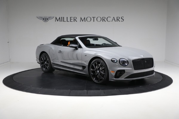 New 2024 Bentley Continental GTC S V8 for sale $402,470 at Bugatti of Greenwich in Greenwich CT 06830 24
