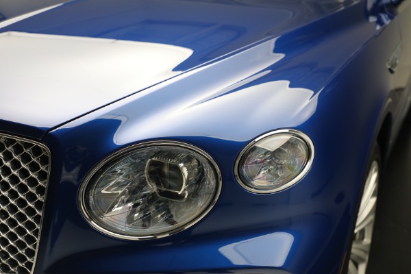 New 2023 Bentley Bentayga Azure Hybrid for sale Sold at Bugatti of Greenwich in Greenwich CT 06830 13