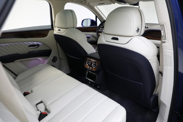 New 2023 Bentley Bentayga Azure Hybrid for sale Sold at Bugatti of Greenwich in Greenwich CT 06830 22