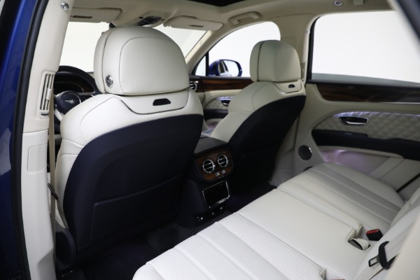 New 2023 Bentley Bentayga Azure Hybrid for sale Sold at Bugatti of Greenwich in Greenwich CT 06830 26