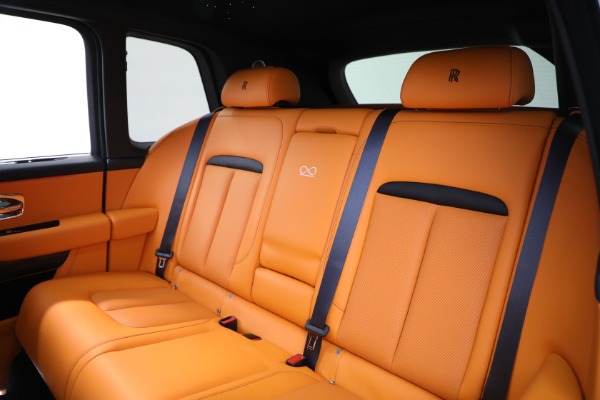 New 2024 Rolls-Royce Black Badge Cullinan for sale Sold at Bugatti of Greenwich in Greenwich CT 06830 20