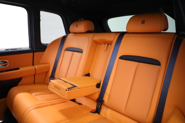 New 2024 Rolls-Royce Black Badge Cullinan for sale Sold at Bugatti of Greenwich in Greenwich CT 06830 21